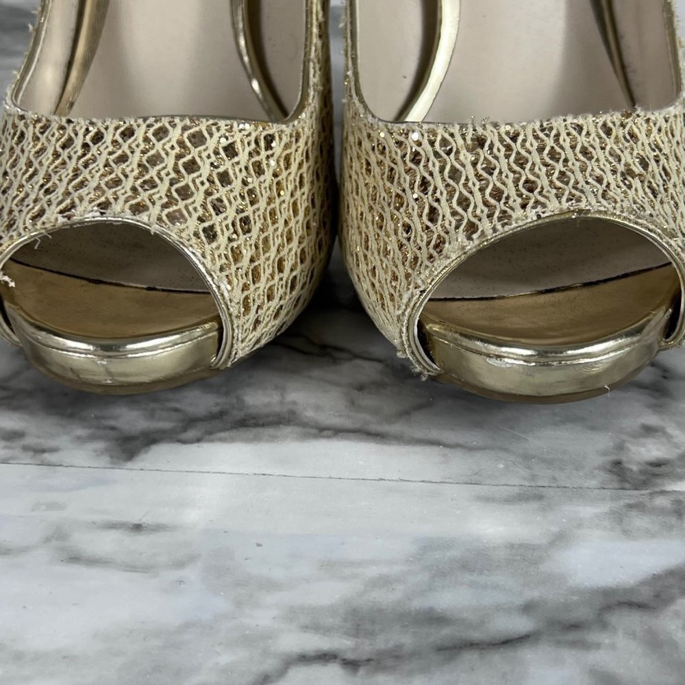 𝅺AUDREY Brook Peep Toe Heels Quillan Gold Cross Stitch size 9.5 - Picture 6 of 13